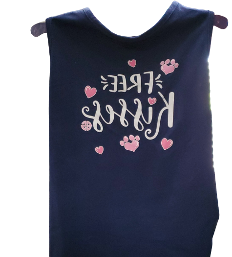 Free Kisses Doggie Tee - Sassy Dogs Boutique 