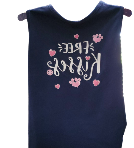 Free Kisses Doggie Tee - Sassy Dogs Boutique 
